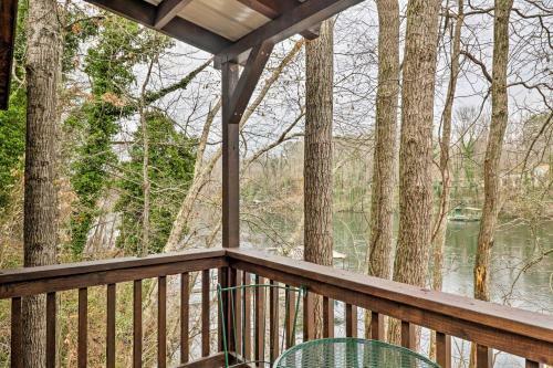 Apartamento Cozy Heber Springs Cabin With Deck And Dock!