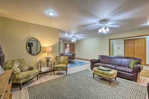 Pet-friendly Home 7 Miles To Dickson Street!