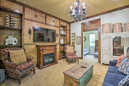 Upscale Hot Springs Escape Less Than 1 Mi To Downtown