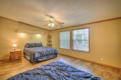 Retreat On Lake Hamilton With Sunroom And Dock!