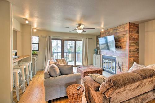Apartamento Lakefront Condo With Resort Amenities And Balcony