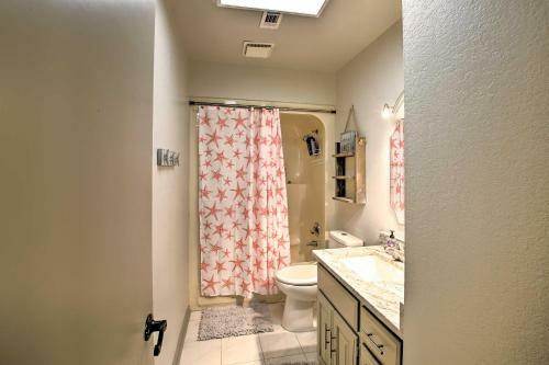 Apartamento Lakefront Condo With Resort Amenities And Balcony