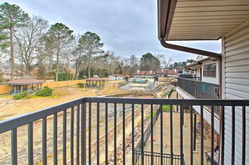 Apartamento Lakefront Condo With Resort Amenities And Balcony