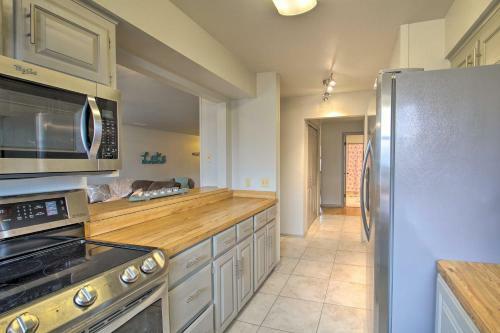 Apartamento Lakefront Condo With Resort Amenities And Balcony