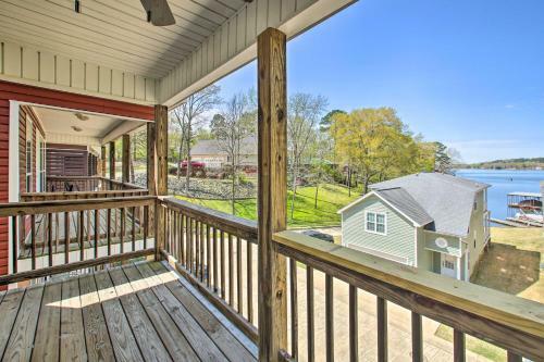 Hot Springs Home With Dock Access And Lake View!