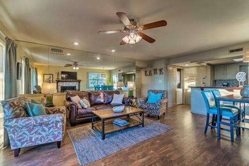 Apartamento Lake Hamilton Condo With Balcony And Amenities!