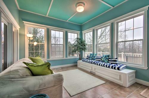 Family-friendly Norfork Lake Retreat Private Pool