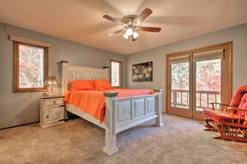 Spacious Getaway With Game Room And Norfork Lake View!