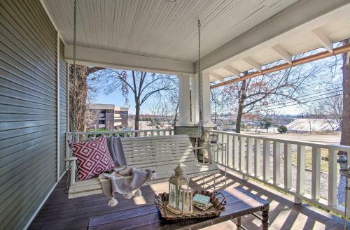 Updated Escape With 2 Fire Pits, 7 Mi To Lake!