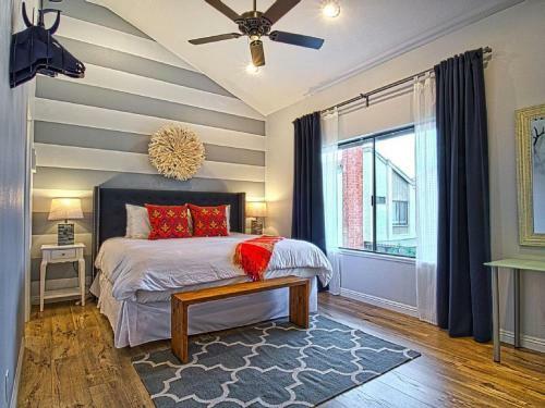 Suite Escapes 10