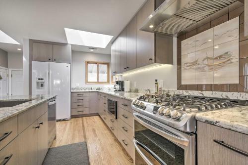 Ideally Located San Francisco Bay Home With Sunroom!