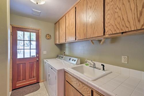 Peaceful Arnold Home With Hot Tub-mins To Bear Valley