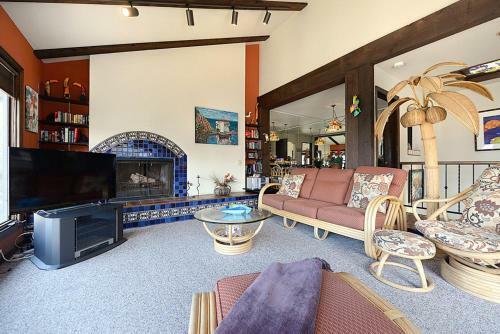 130 Middle Terrace By Catalina Vacations