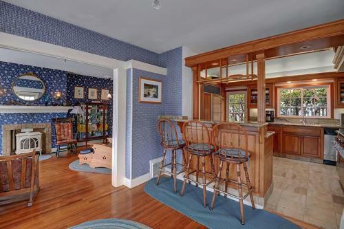 176 Middle Terrace By Catalina Vacations