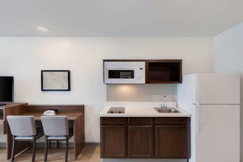 Hotel Woodspring Suites Bakersfield Airport