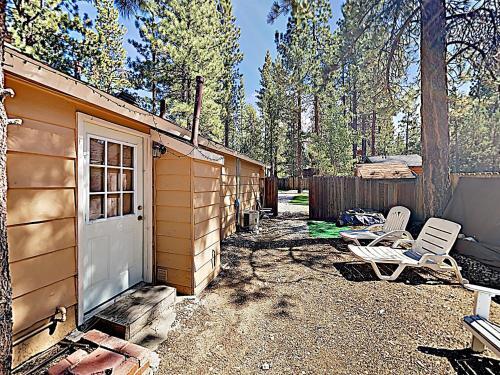 New Listing! Mountain Charmer With Large Yard Home