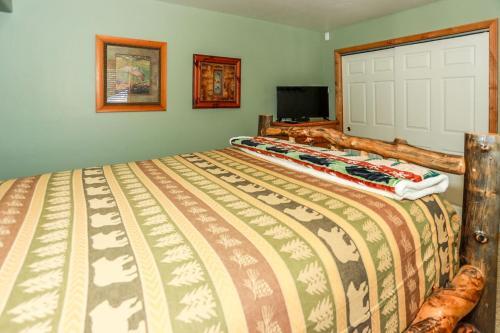 Moonridge Mountain Retreat-1876 By Big Bear Vacations