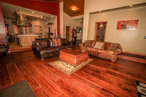 Four Happy Bears Estate - 1277 By Big Bear Vacations