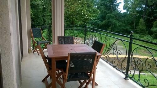 Hostal Guest House At Carica Tamara