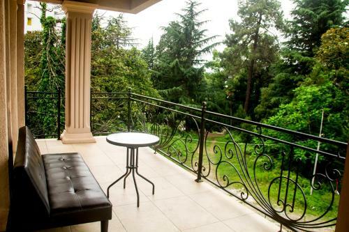 Hostal Guest House At Carica Tamara
