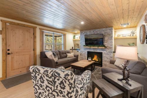 Sunny Forest Cottage - 1924 By Big Bear Vacations