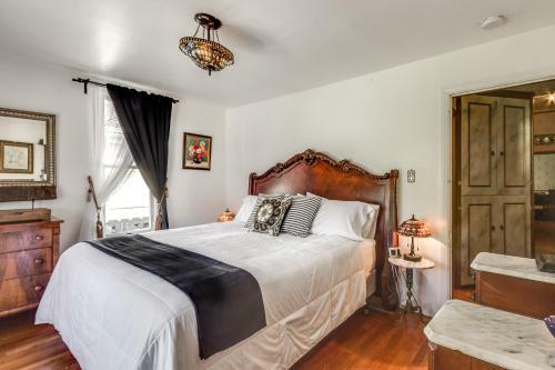 Downtown Campbell Victorian Home Nice Neighborhood King Bed