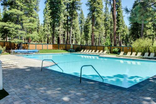 2 Bed 2 Bath Apartment In Carnelian Bay