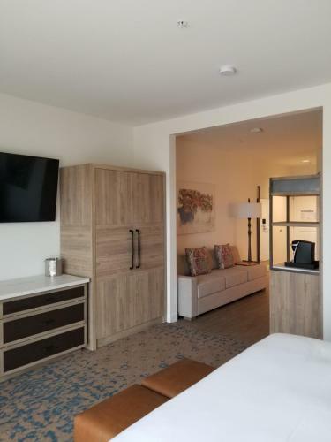 Hotel The Cassara Carlsbad, Tapestry Collection By Hilton