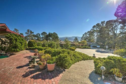Charming Bungalow With Hill Views, About 1 Mi Dtwn Carmel