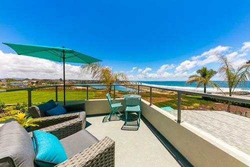 Cb-175 - New Contemporary Tamarack Resort