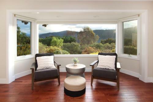 Wine Country Paradise - Private 1-acre Estate Home