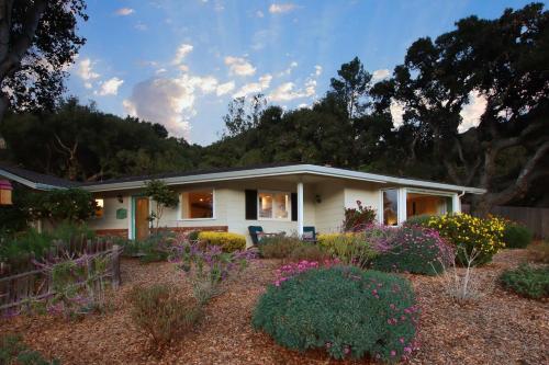 Wine Country Paradise - Private 1-acre Estate Home