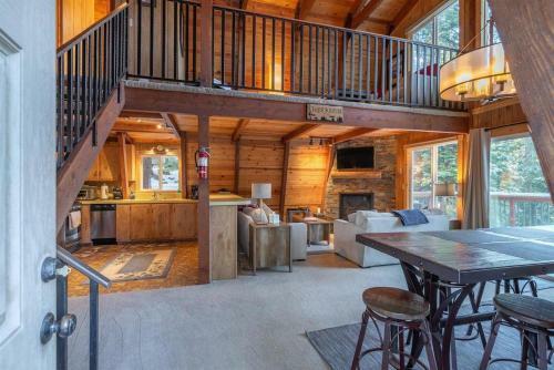 Sutter By Avantstay - Cozy Tahoe Solitude Cabin In Serene Forest Setting