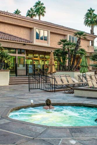 Hotel Desert Oasis Welk Resorts