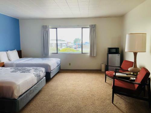 Motel Curly Redwood Lodge