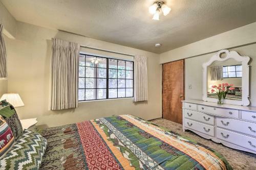 Cabin With Pool Table Less Than 1 Mi To Lake Gregory!