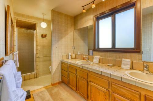 Humboldt Bay Retreat