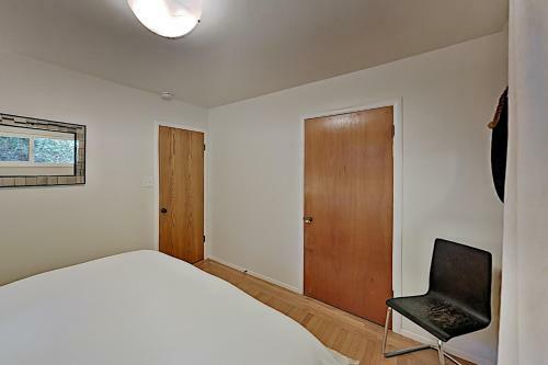 Choice Getaway With Hot Tub - Near Wineries, Dining Home