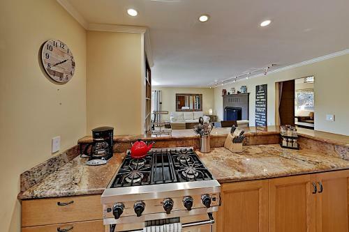 Choice Getaway With Hot Tub - Near Wineries, Dining Home