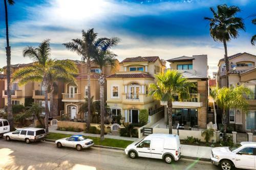 249 - 3 Story Dream Home