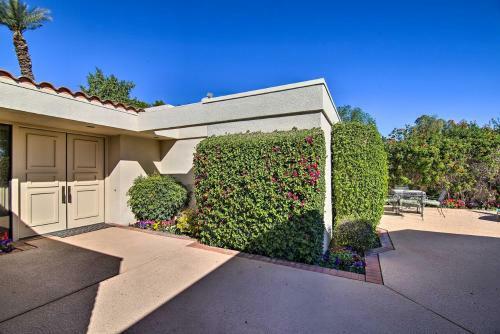 Indian Wells Retreat On Golf Course With Views!