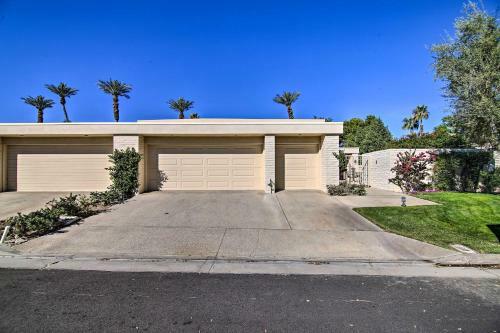 Indian Wells Retreat On Golf Course With Views!