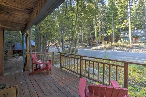 Treetop Chalet In Chambers Landing With Shuttle