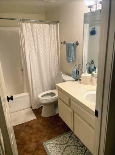 Top Rated 5 Star Getaway Bbq Pool Spa 2br