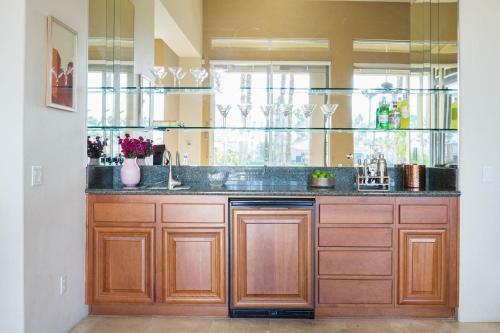 Monroe By Avantstay Lic-064,258