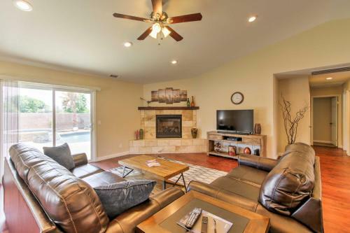 Luxurious La Quinta Home With Pristine Pool And Spa!