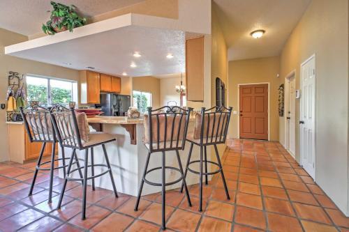La Quinta Desert Abode With Courtyard And Mtn Views!