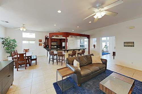 New Listing! La Quinta Cove Adobe Home With Pool Home