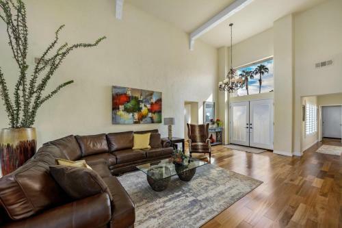 Desert Sanctuary 5 Star Private Pool-spa-bbq More