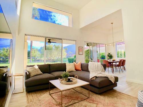 Desert Sanctuary 5 Star Private Pool-spa-bbq More